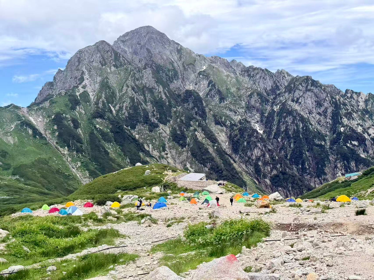 「岩と雪の殿堂」剱岳に挑む｜一般登山道屈指の難関、針山地獄へ